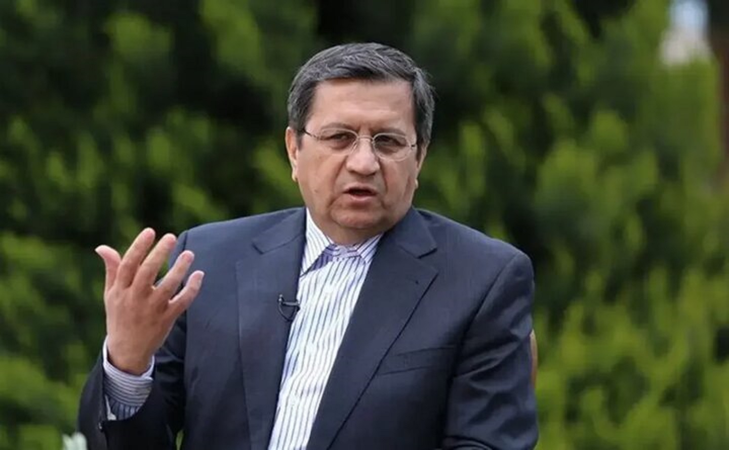 همتی: از ماه پیش ترمز تورم را کشیدیم | نرخ تورم تیر نسبت به خرداد نصف شد