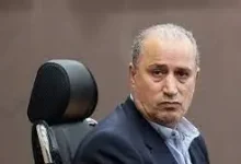 آقای تاج! چرتکه دست گرفته اید و نرخ فحش خواهر و مادر را حساب می کنید؟