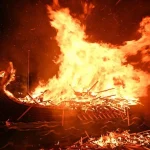 آیا وایکینگ‌ها واقعاً با تیر آتشین کشتی‌های تشییع جنازه را آتش می‌زدند؟