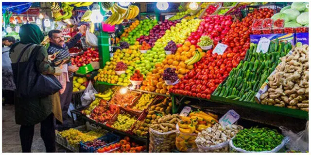 علت نوسانات قیمت میوه در بازار چیست؟