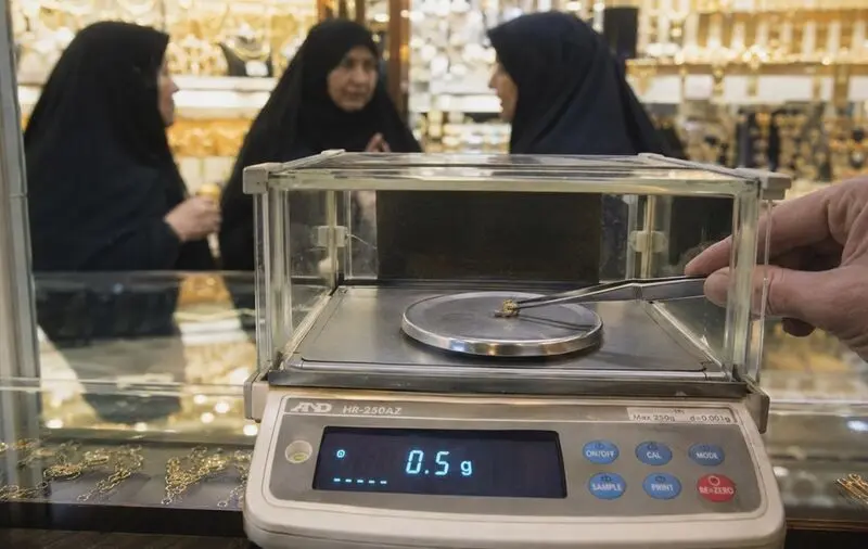 مزایا و معایب طرح زرین تامین؛ آیا خرید اقساطی طلا به سود بازنشستگان است؟