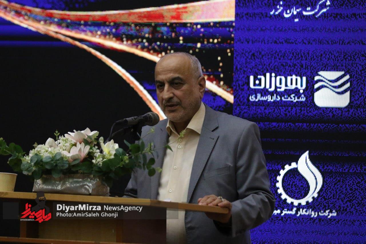 ۱۸ واحد گیلان موفق به دریافت لوح و تندیس زرین رعایت حقوق مصرف کننده شدند