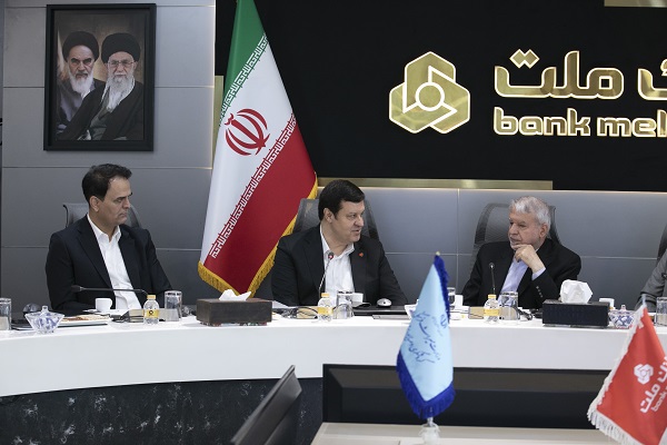 تشکر وزیر میراث فرهنگی از بانک ملت/ تمرکز بر تقویت همکاری ها در زیرساخت های گردشگری