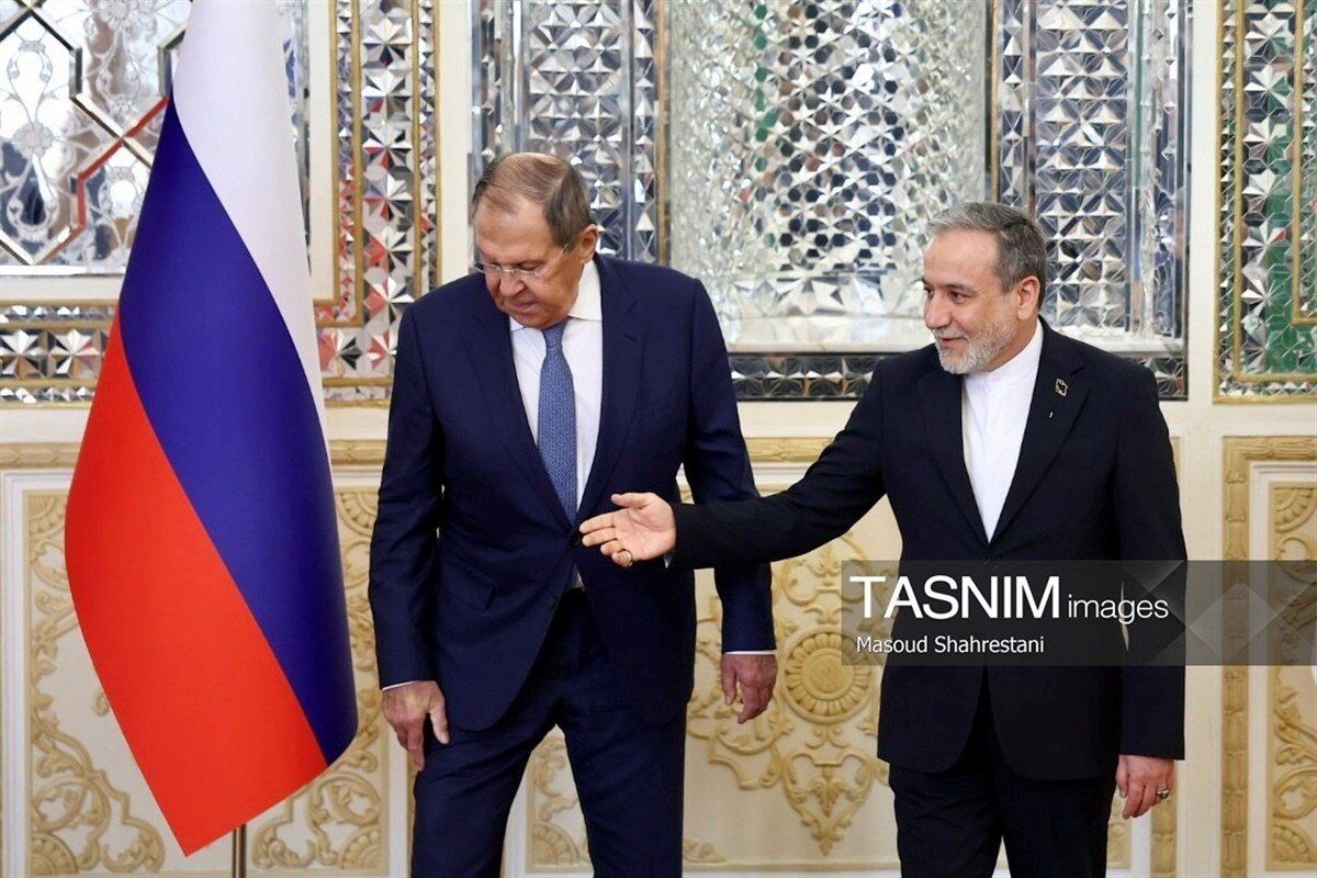 تصاویر: استقبال عراقچی از لاوروف