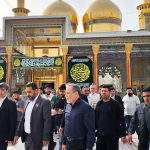 تصاویر: تشرف عراقچی به حرمین امام موسی‌ بن جعفر (ع) و امام جواد(ع)