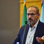 جامعه کارگری در انتظار جلسه ترمیم دستمزد است، نمایندگان دنبال استیضاح وزیر!