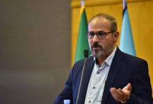 جامعه کارگری در انتظار جلسه ترمیم دستمزد است، نمایندگان دنبال استیضاح وزیر!