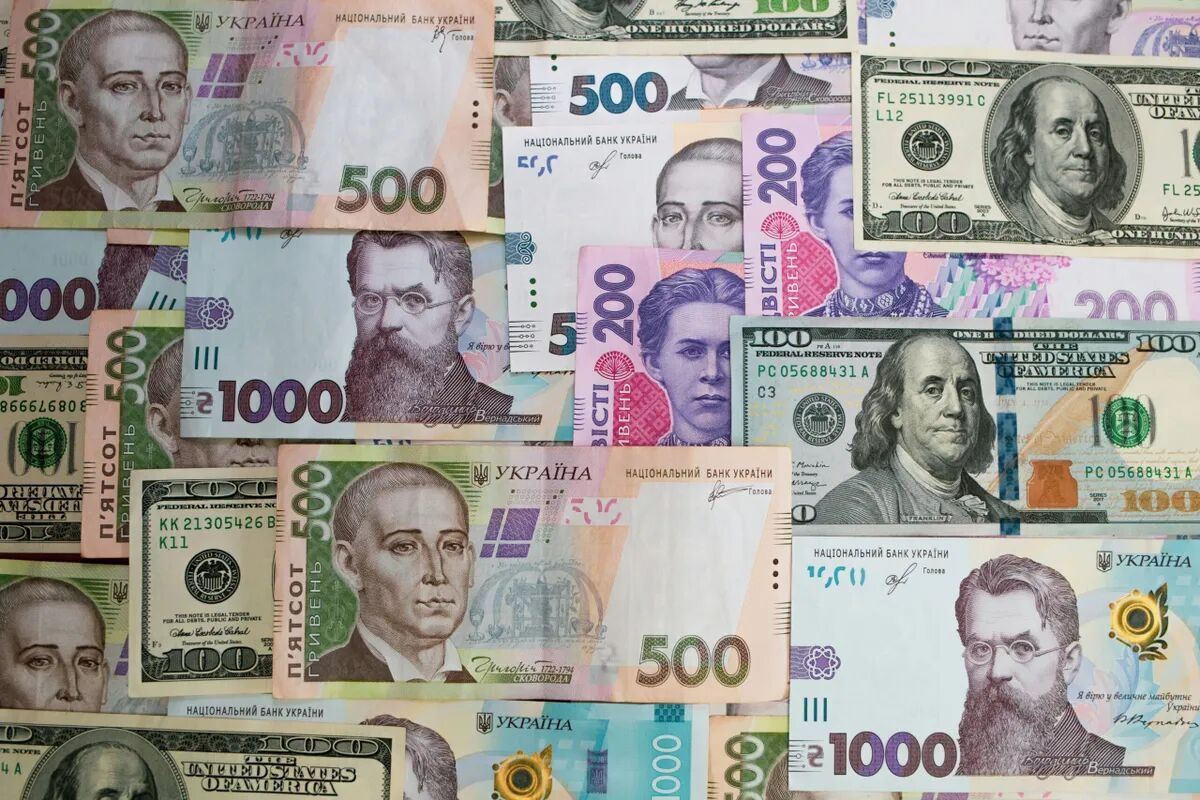 مصالحه ریالی؛ راهبرد جدید دولت در تسویه تعهدات ارزی ۱۳۹۷ تا ۱۴۰۰